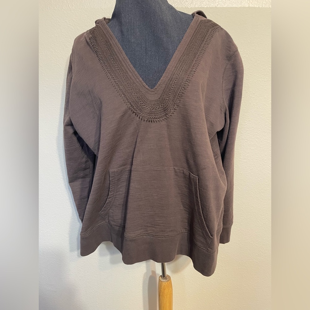 V Sport by Venezia Women's plus 22/24 Brown V-Neck hoodie with pocket
